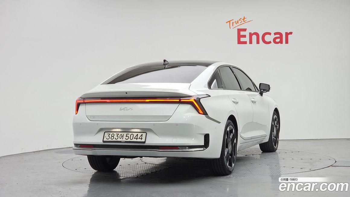 Kia K8 2025