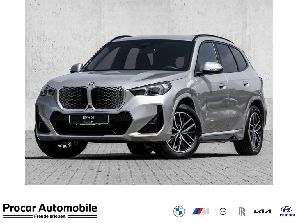 BMW iX1