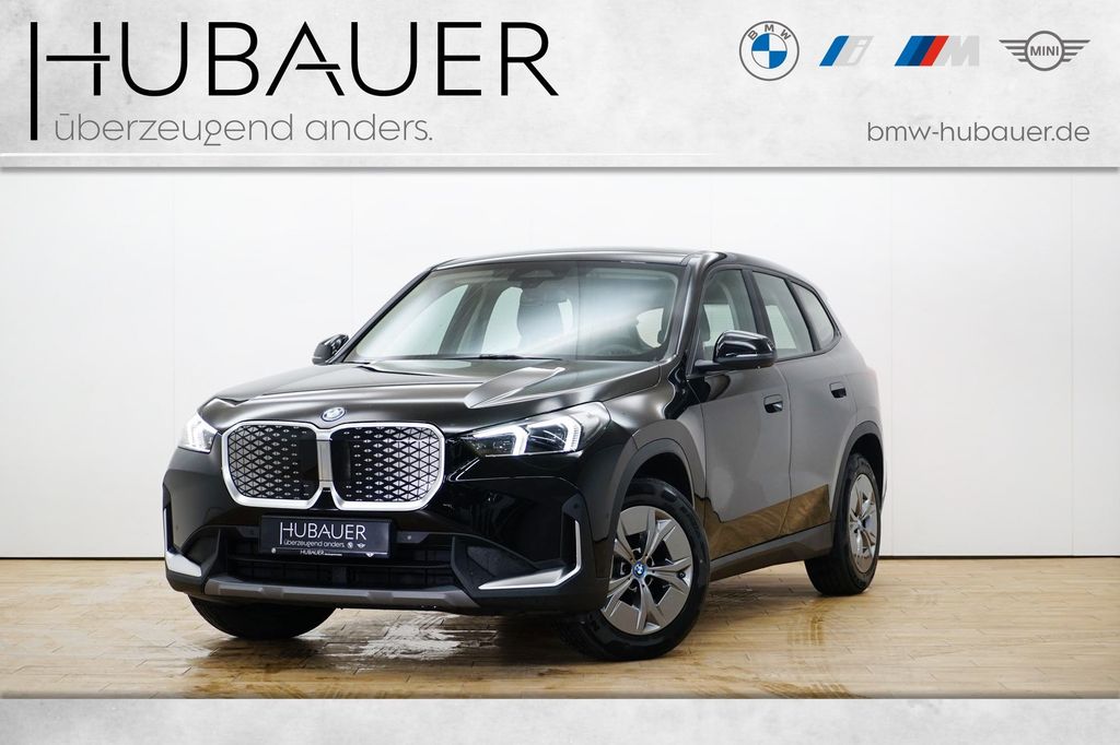 BMW iX1 2024