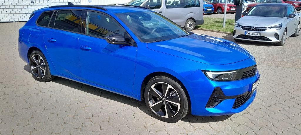 Opel Astra 2024