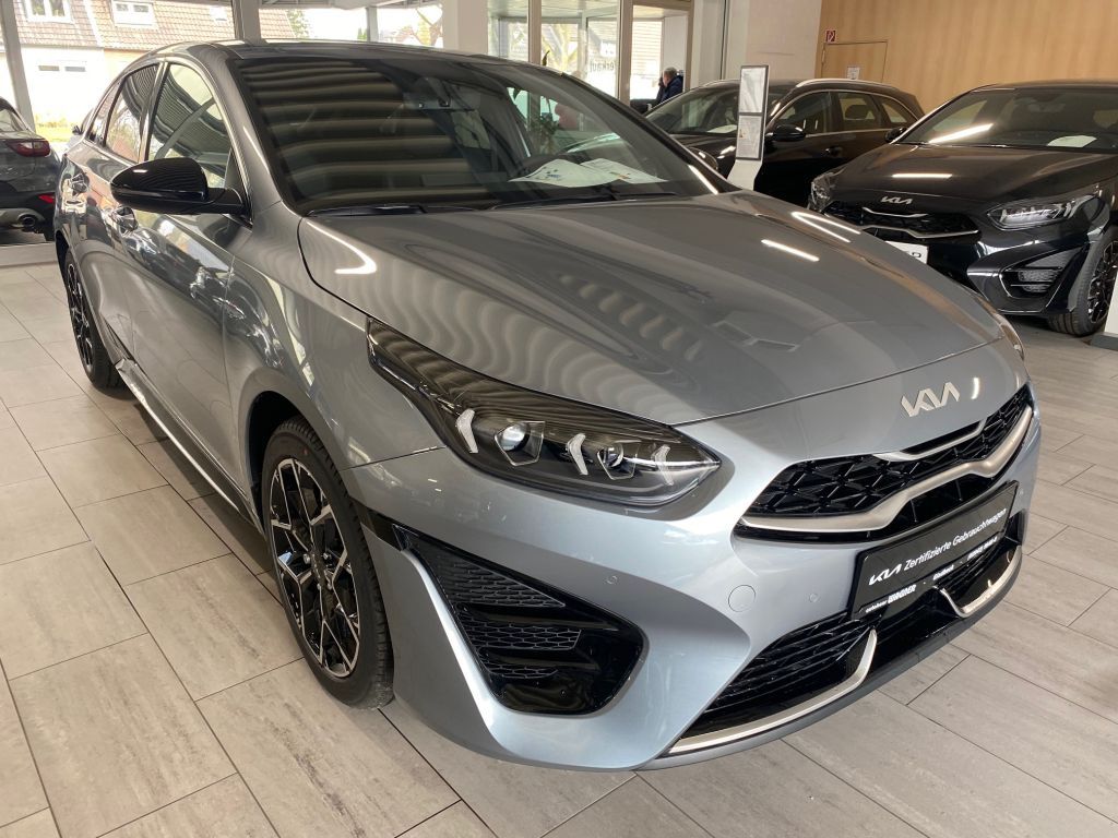 Kia pro cee'd / ProCeed 2025