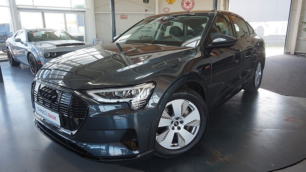 Audi e-tron 2022