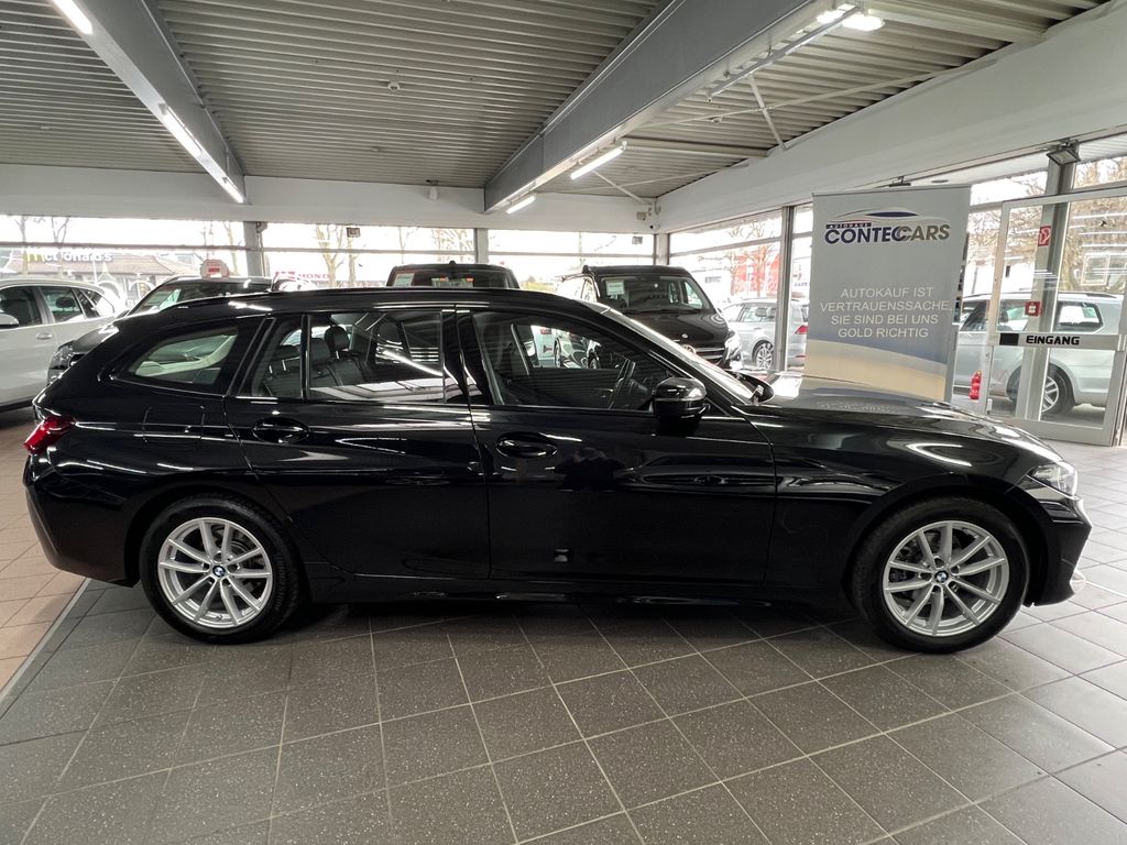 BMW 318 2022