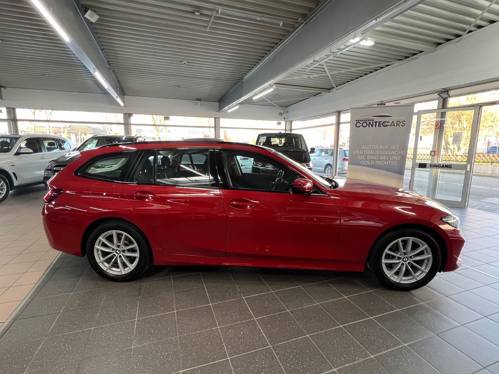 BMW 318 2022