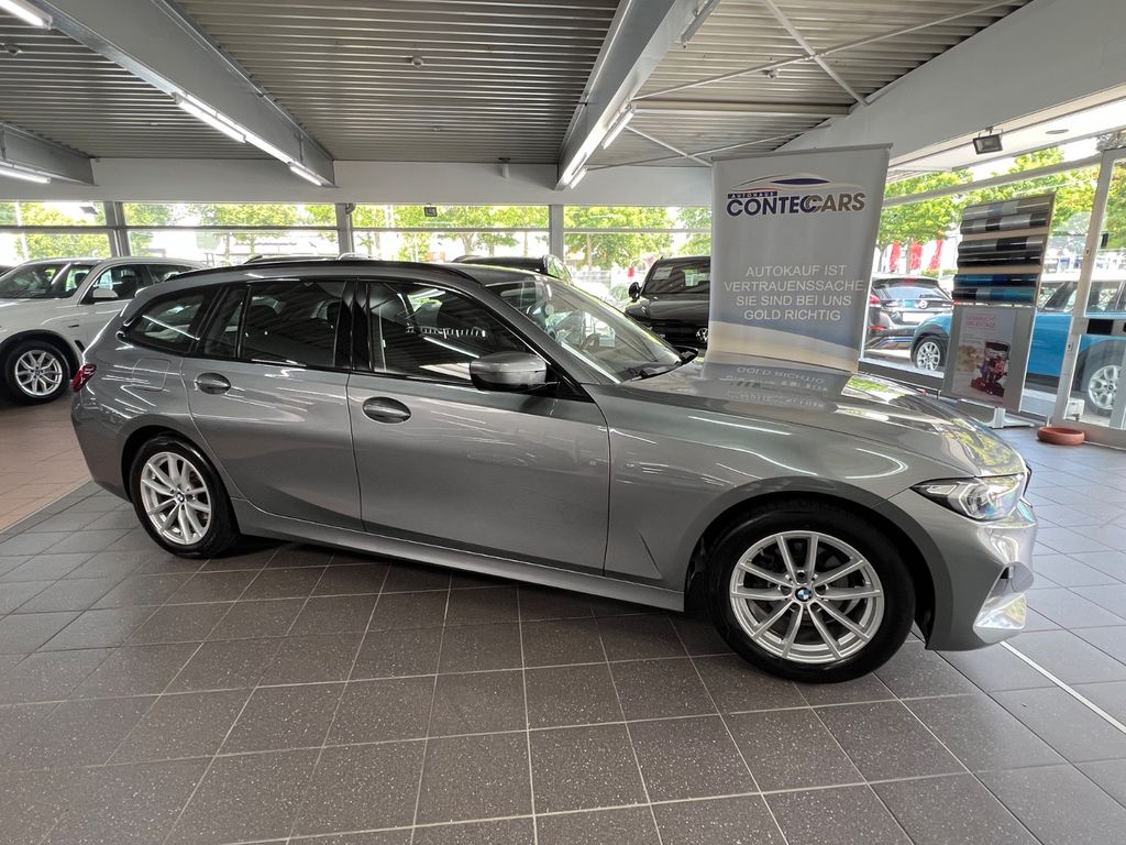 BMW 318 2022
