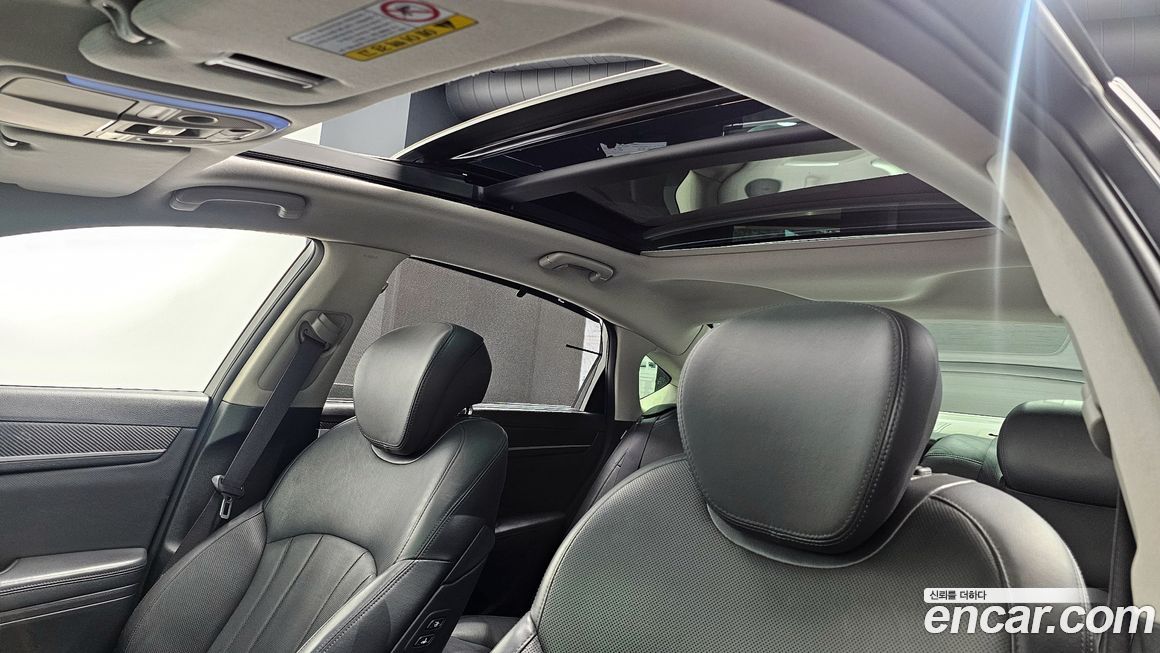 Hyundai Genesis 2014