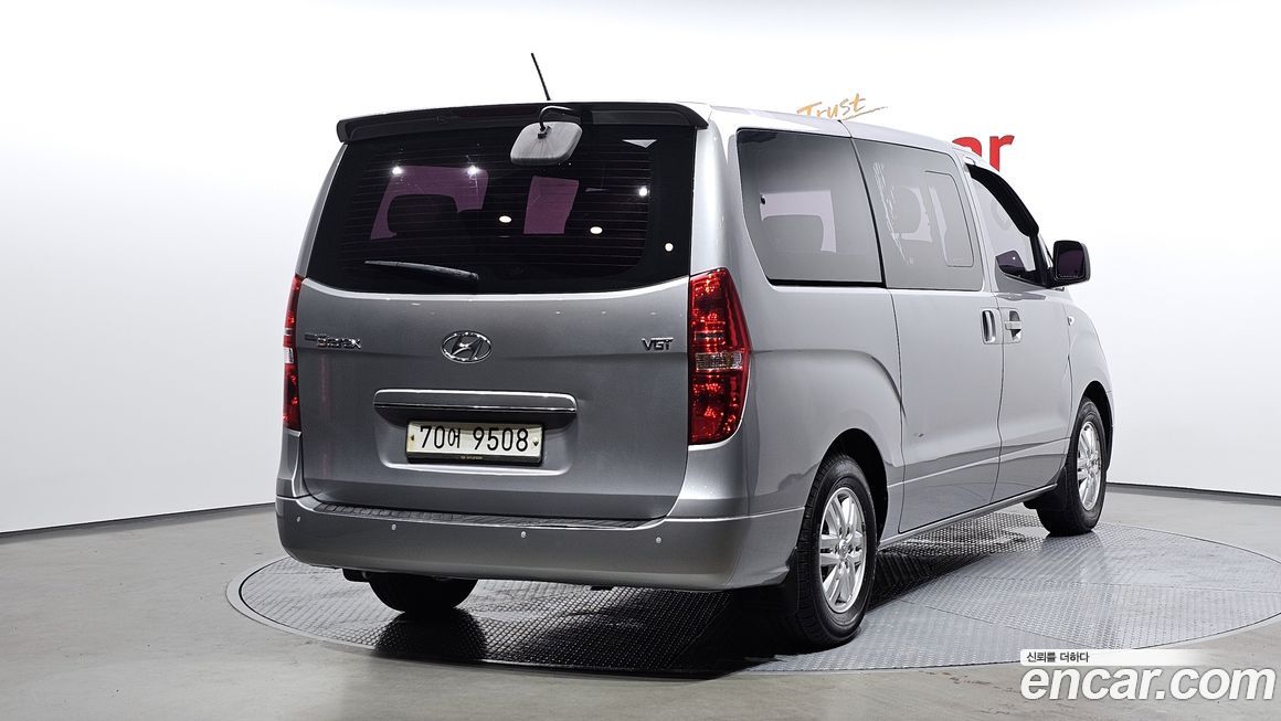 Hyundai Starex 2016