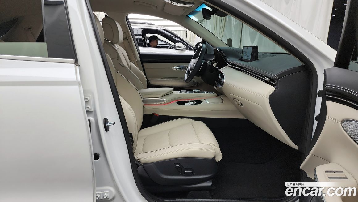 Genesis GV70 2024