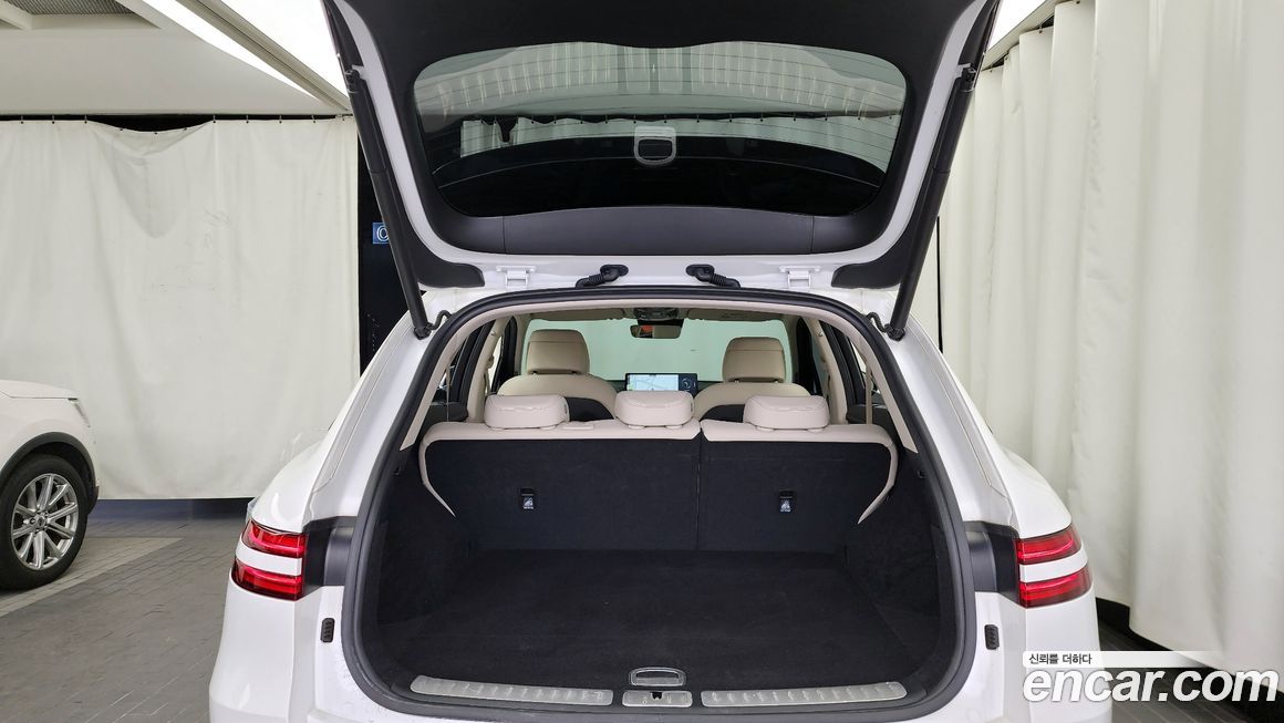 Genesis GV70 2024