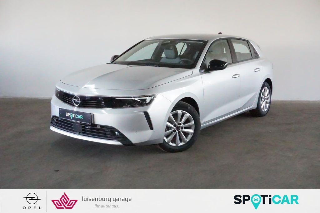 Opel Astra 2022