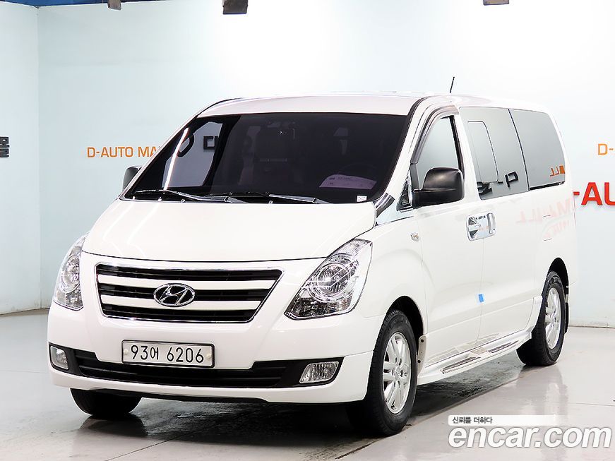 Hyundai Starex 2018