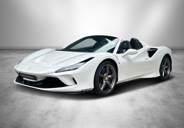 Ferrari F8 2022