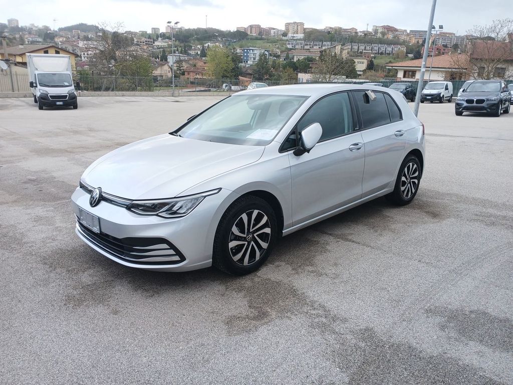 Volkswagen Golf 2021