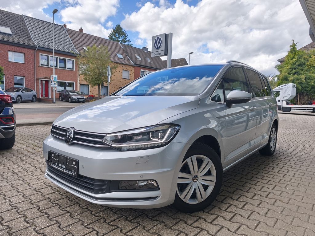 Volkswagen Touran 2024