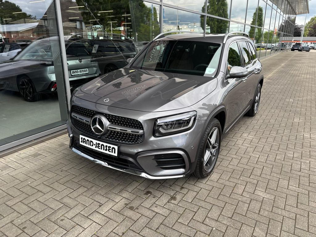 Mercedes-Benz GLB 200 2025