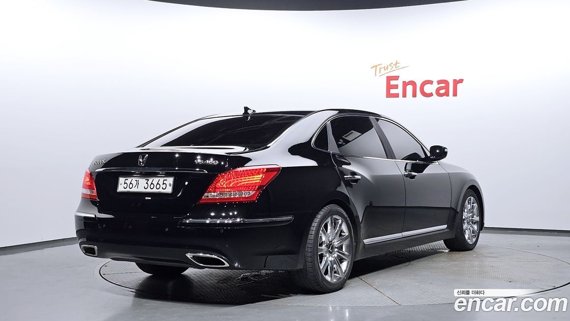 Hyundai Equus 2010