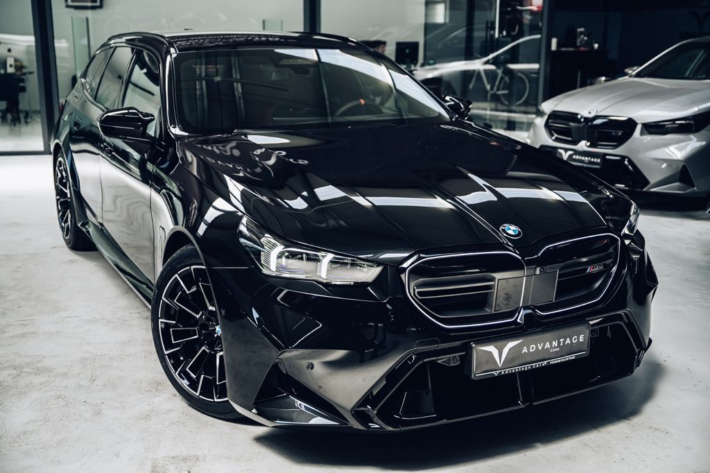 BMW M5 2025