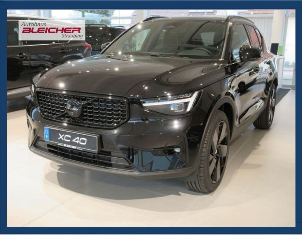 Volvo XC40 2025