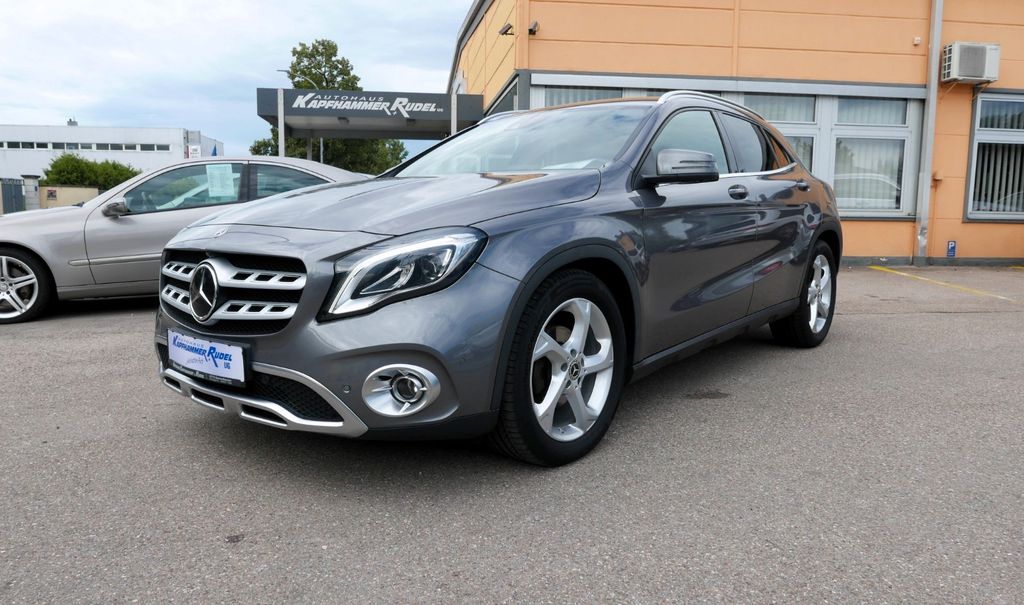 Mercedes-Benz GLA 200 2018