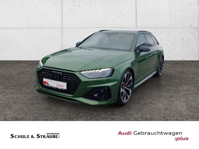 Audi RS4 2021