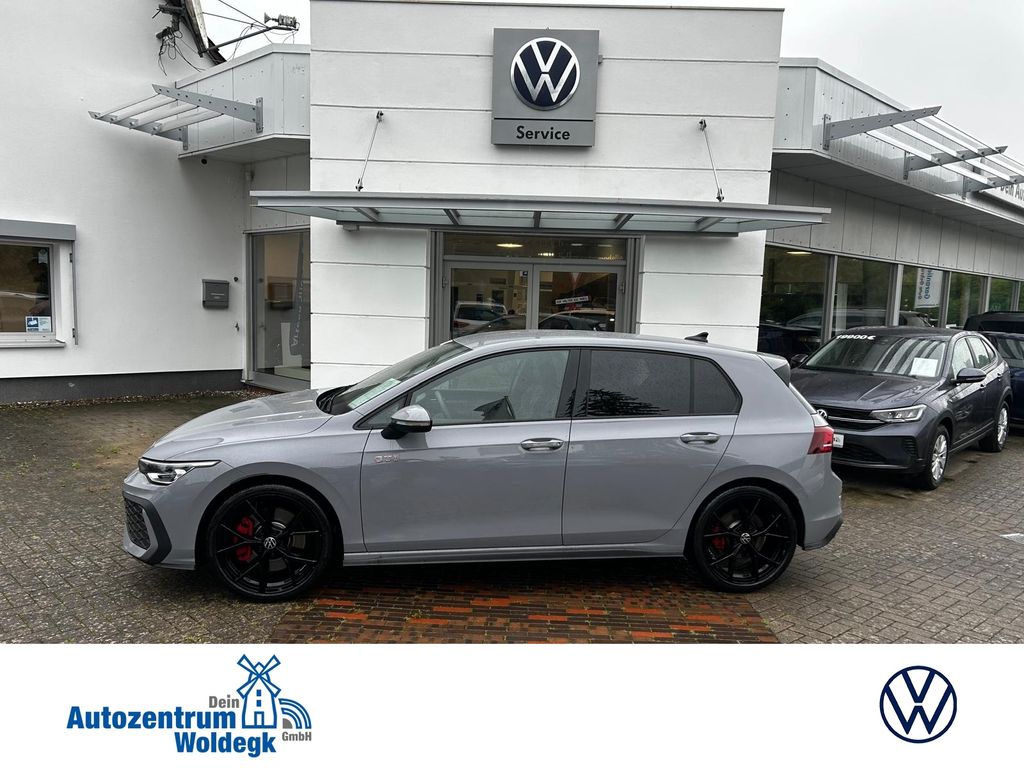 Volkswagen Golf 2024