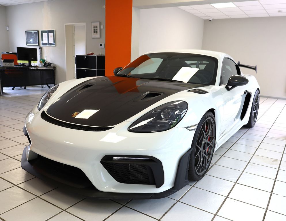 Porsche Cayman 2025