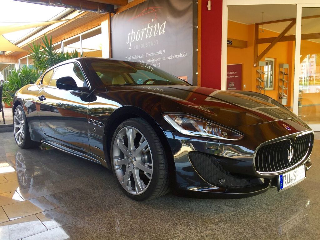Maserati Granturismo 2015