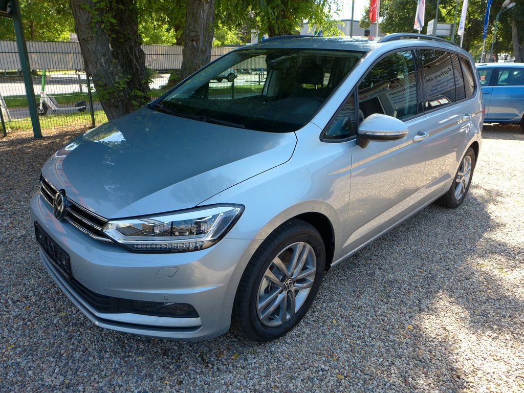 Volkswagen Touran 2024