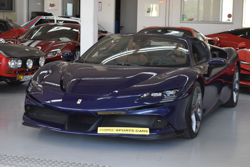 Ferrari SF90 2021