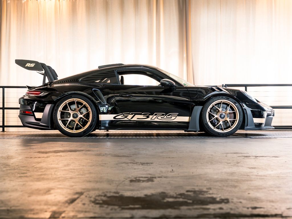 Porsche 992 2024