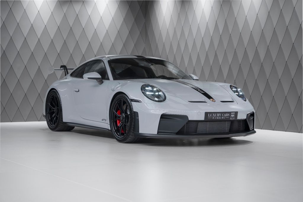 Porsche 992 2025