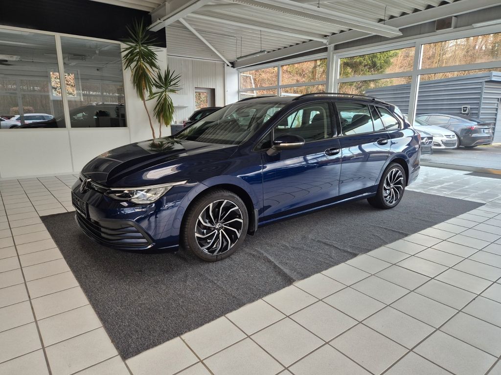 Volkswagen Golf 2023