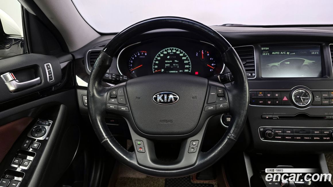 Kia K7 2015
