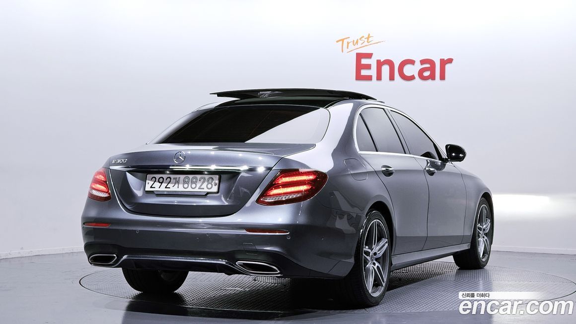 Mercedes-Benz E-Class 2017