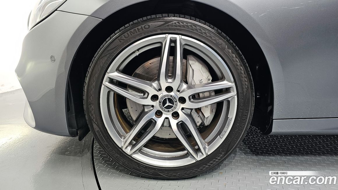 Mercedes-Benz E-Class 2017