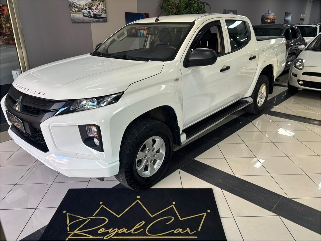 Mitsubishi L200 2022