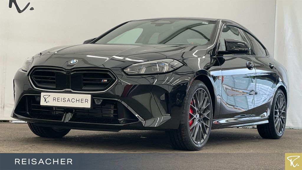 BMW M235