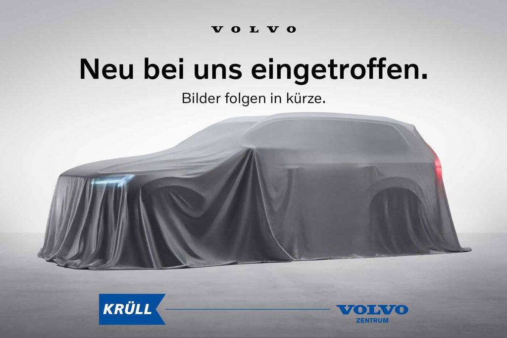 Volvo XC40 2025