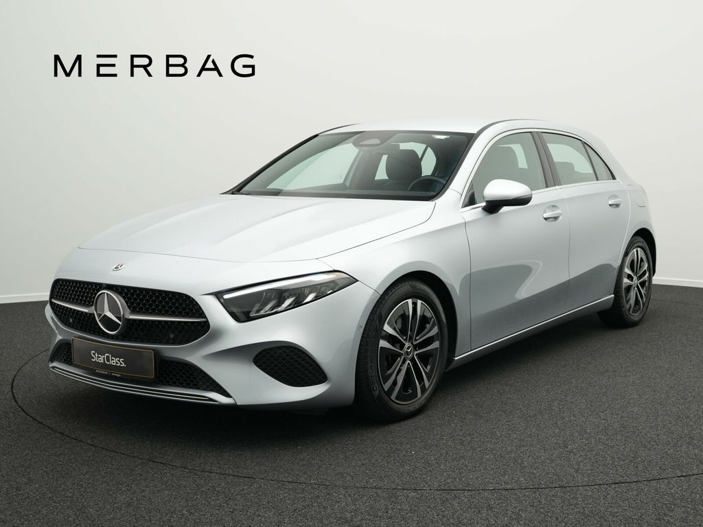 Mercedes-Benz A 180 2024
