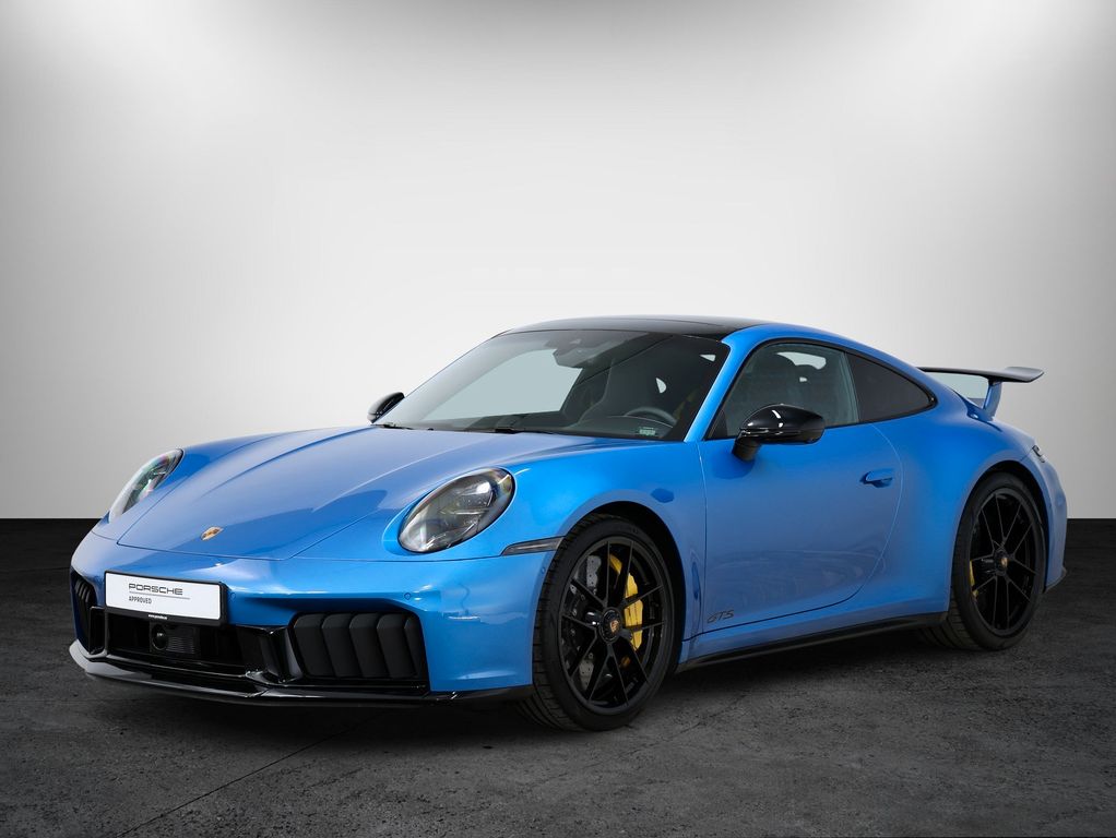 Porsche 992 2025