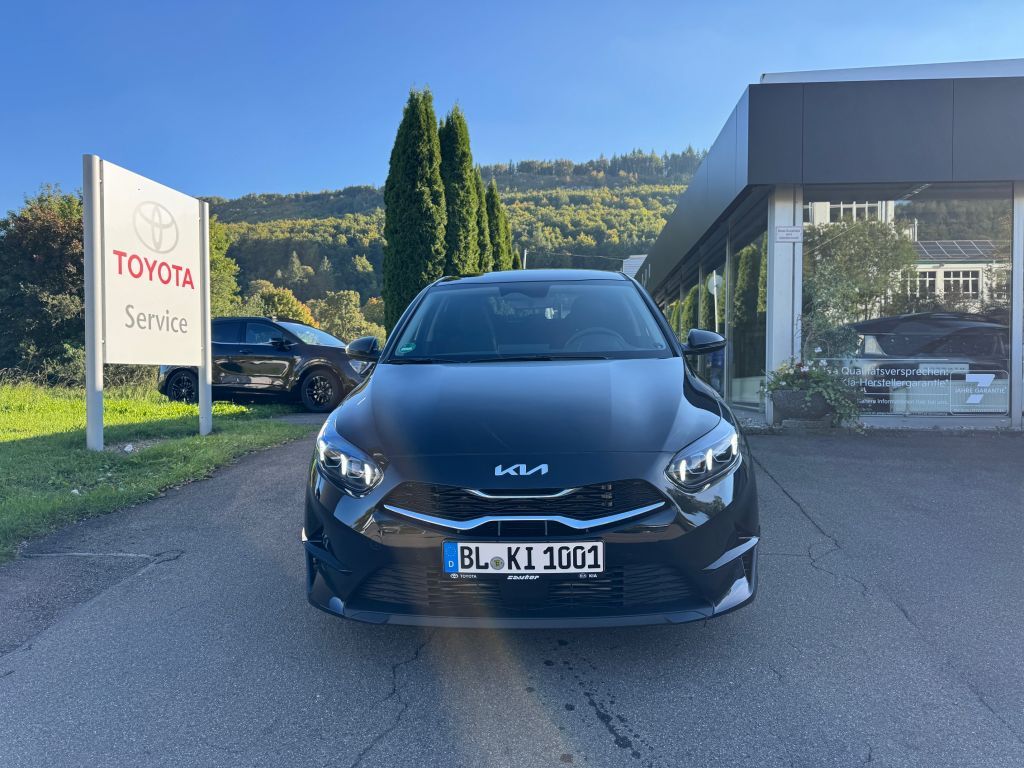 Kia cee'd / Ceed 2025