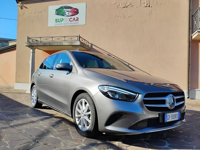 Mercedes-Benz B 180 2021
