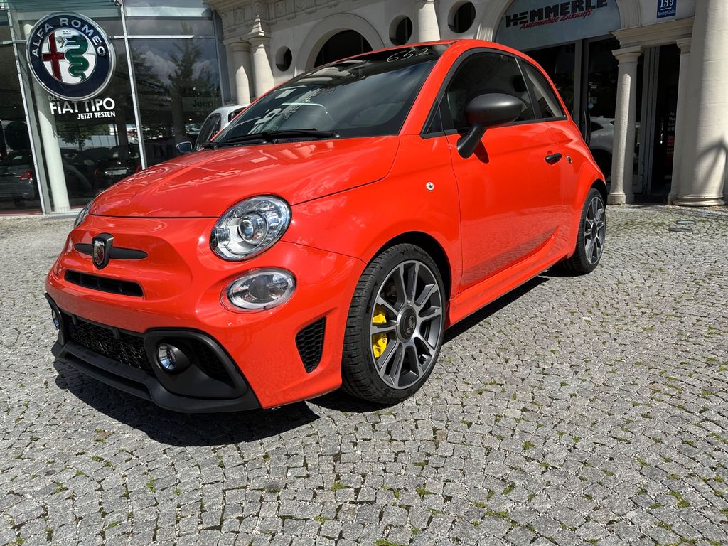Abarth 695 2024