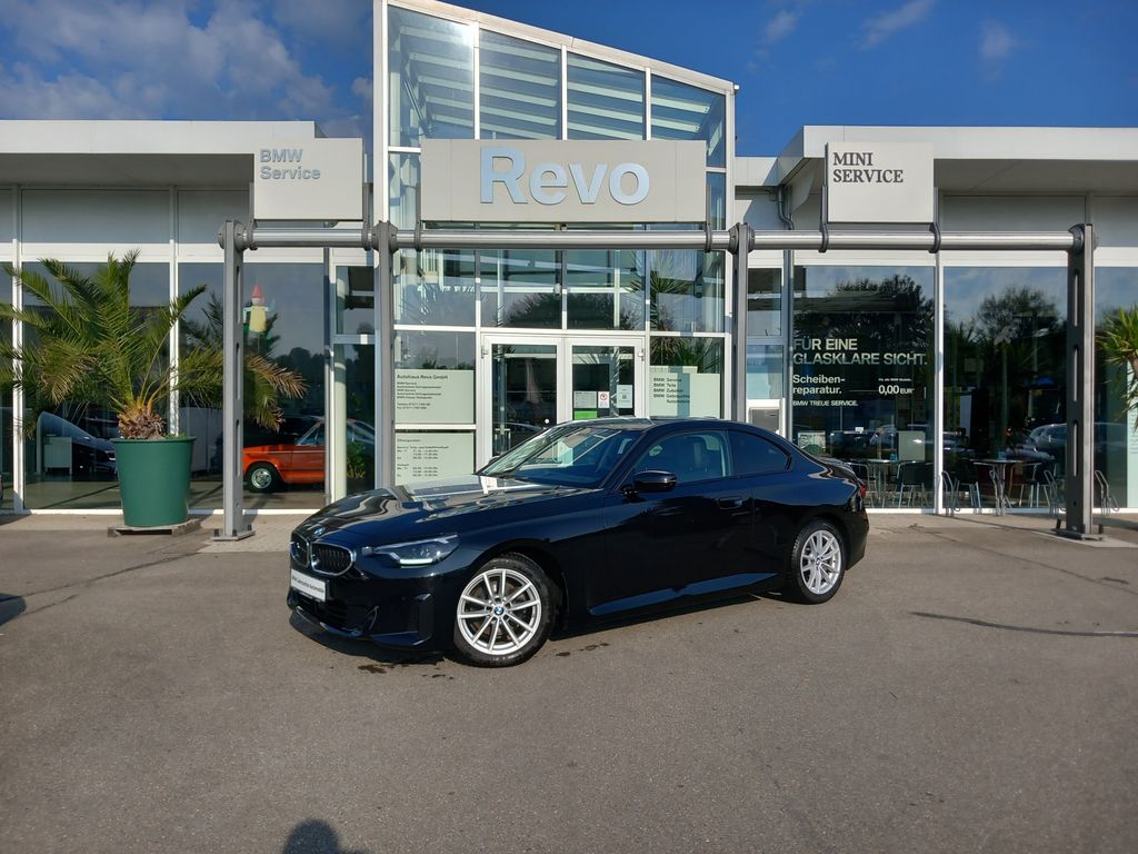 BMW 220 2023