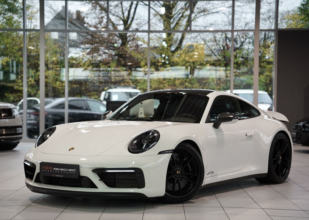 Porsche 992 2024