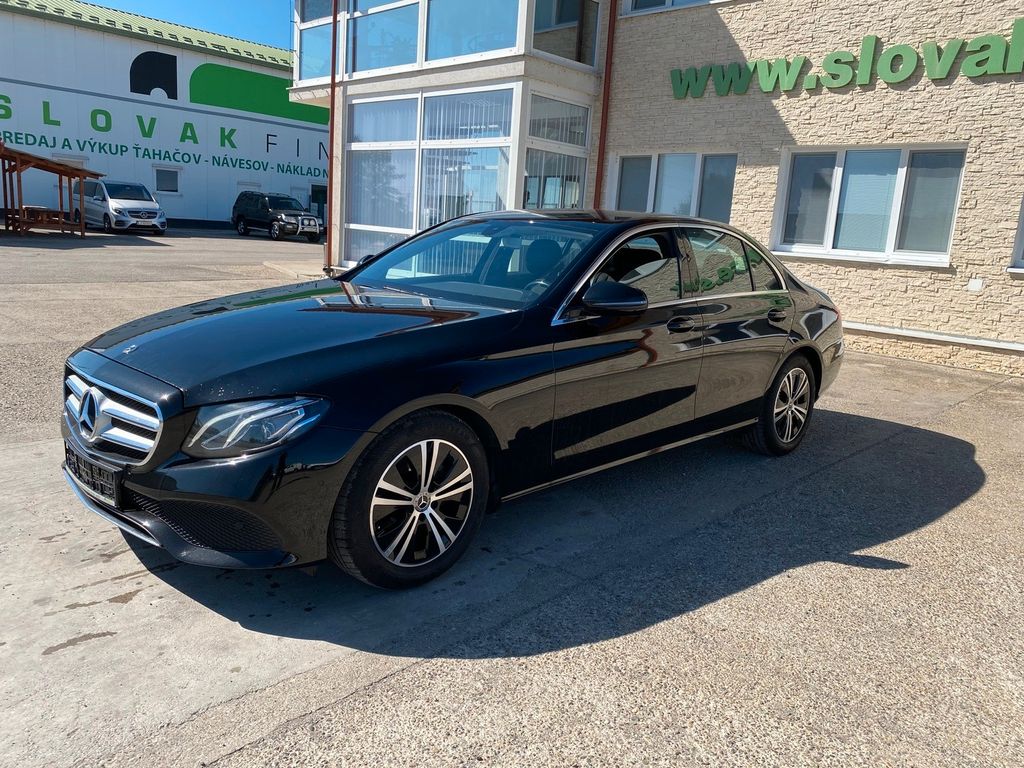 Mercedes-Benz E 200 2020
