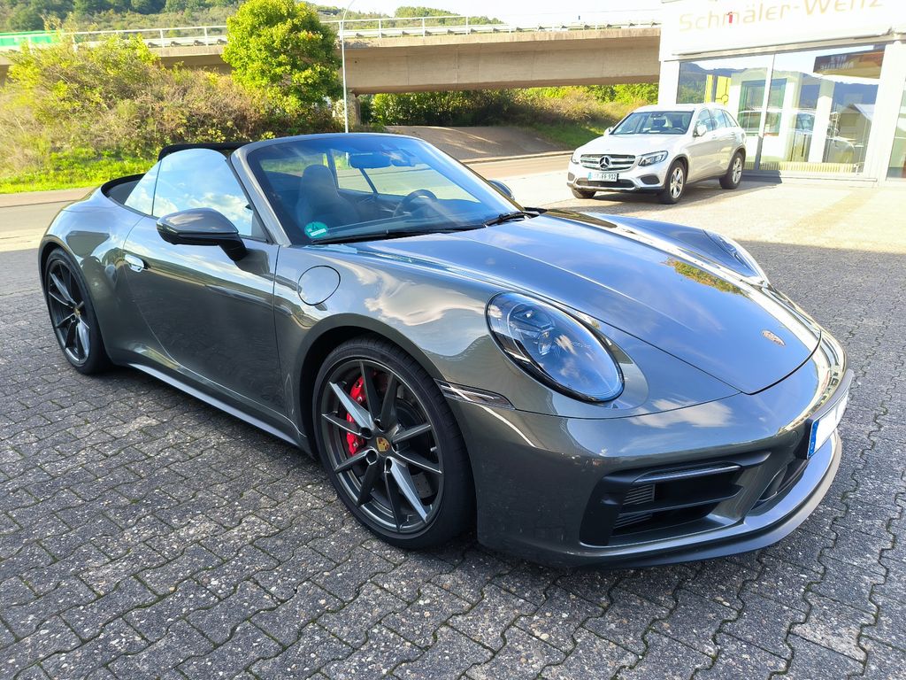 Porsche 992 2024