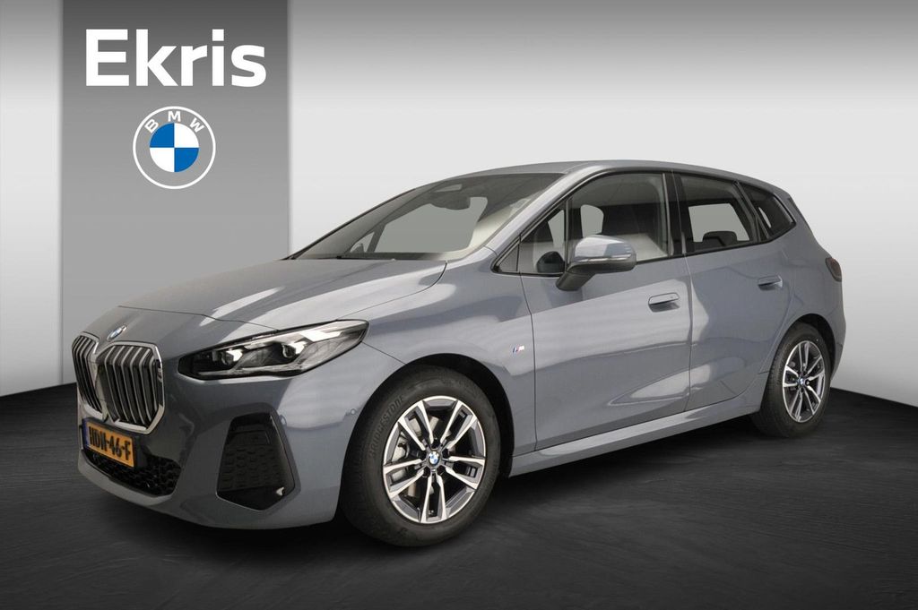 BMW 220 Active Tourer 2025