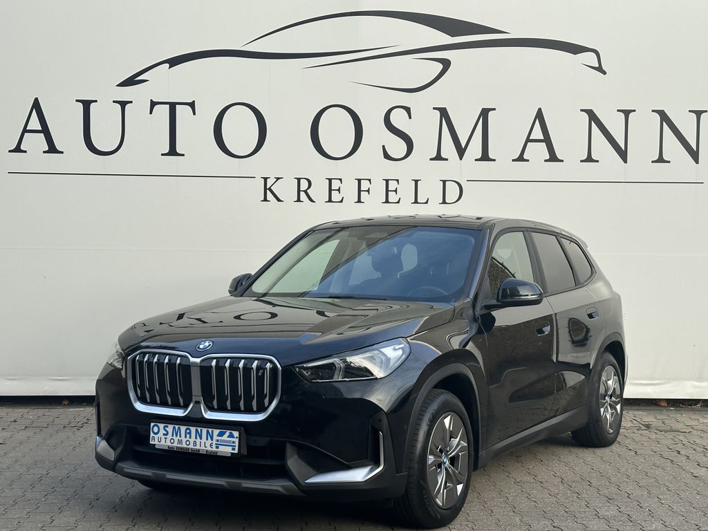 BMW iX1 2023