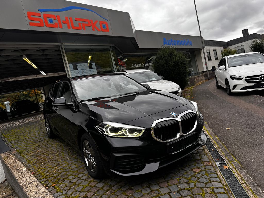 BMW 118 2022
